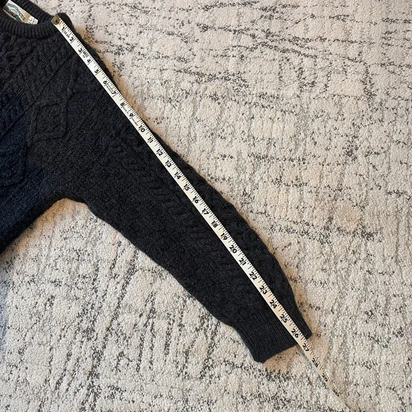 Men's Classic Cable Aran Irish Fisherman Knit Sweater - charcoal - Picture 5 of 7